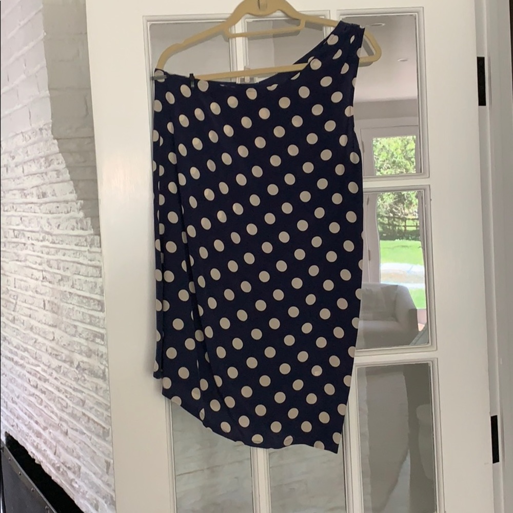 One shoulder dress